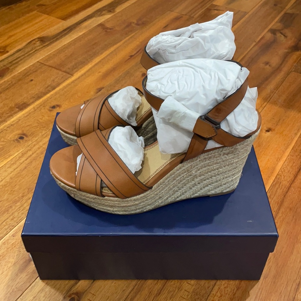 NIB Splendid Taffeta Wedges in color Brique. Size 10